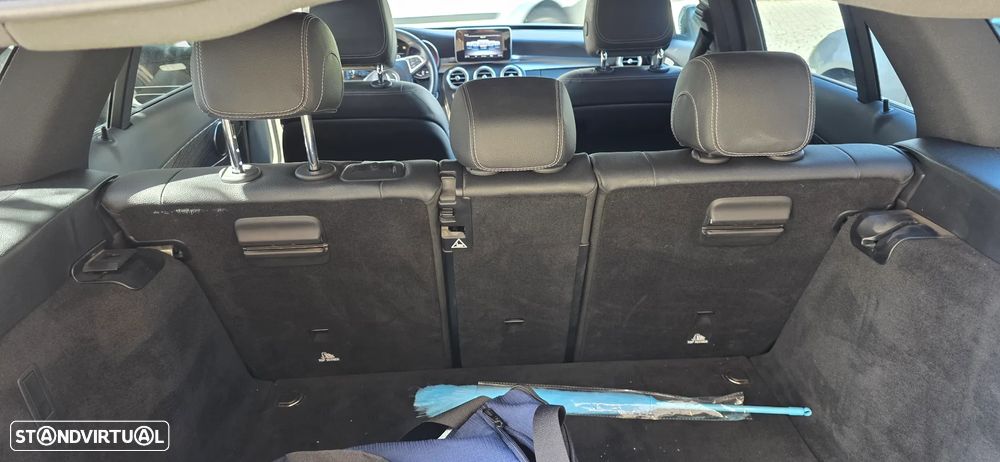 Mercedes-Benz C 220 d AMG Line - 2