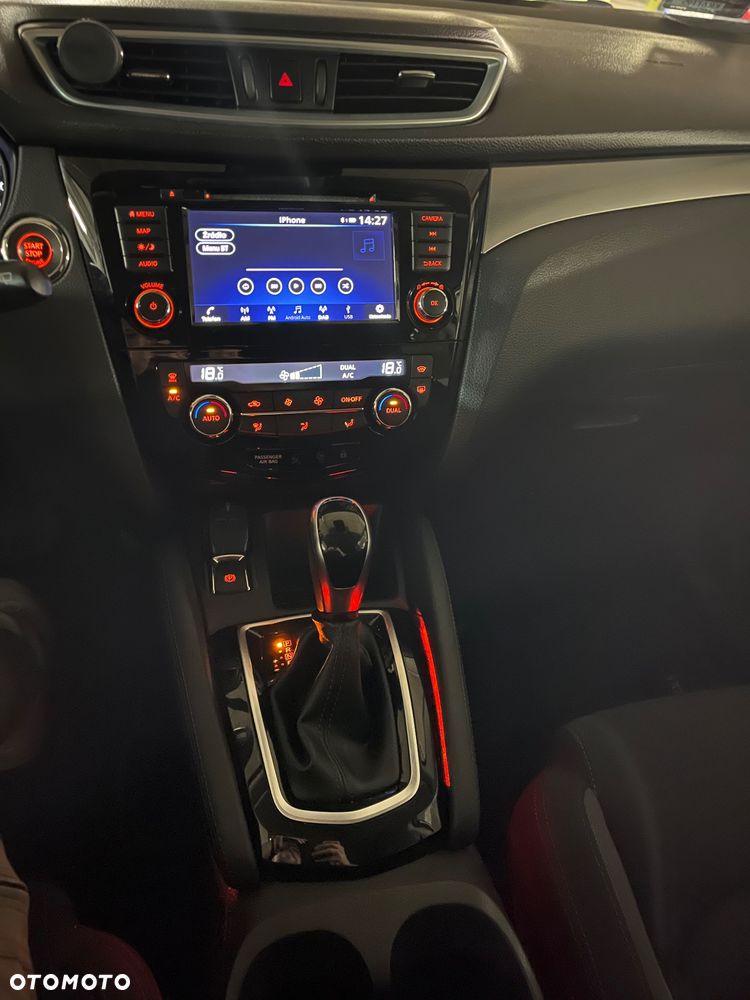 Nissan Qashqai 1.3 DIG-T Acenta DCT - 17