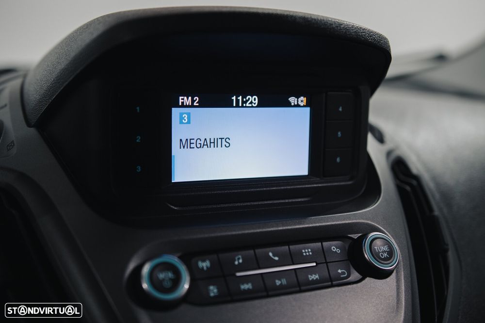 Ford Transit Courier - 15