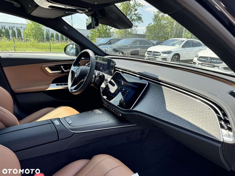 Mercedes-Benz Klasa E 220 d mHEV 4-Matic All-Terrain Avantgarde 9G-Tronic - 16