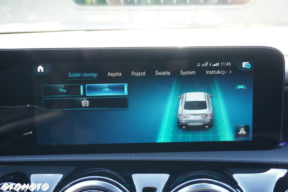 Mercedes-Benz CLA AMG 35 4Matic B AMG Speedshift 7G-DCT - 23