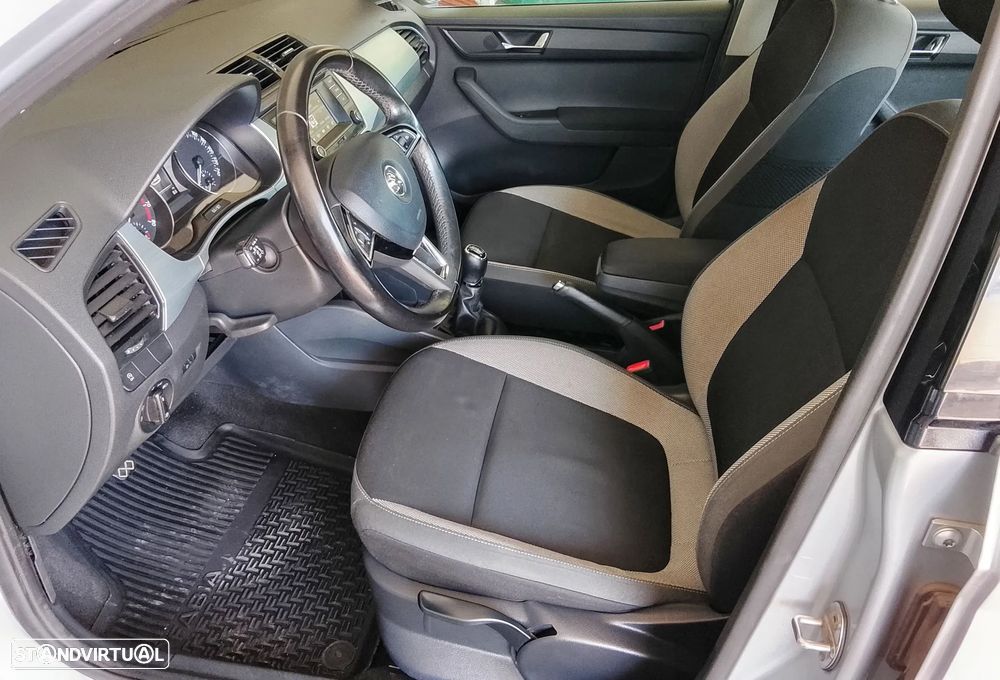Skoda Fabia Break 1.0 Active - 7