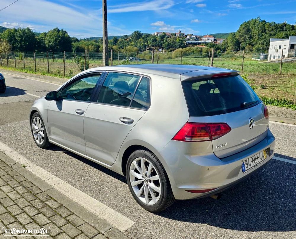 VW Golf 1.6 TDi Highline - 6