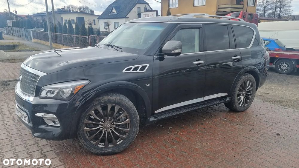 Infiniti QX80 - 13