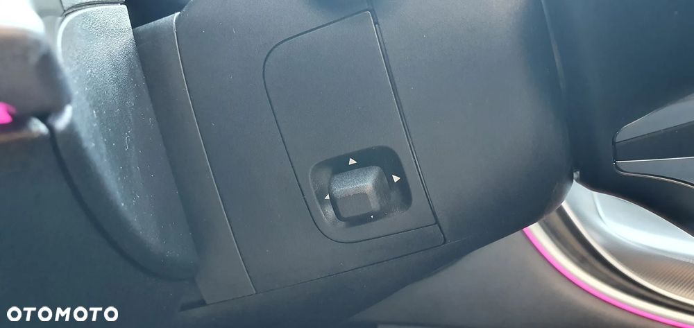 Mercedes-Benz Klasa C 200 mHEV 4-Matic AMG - 20