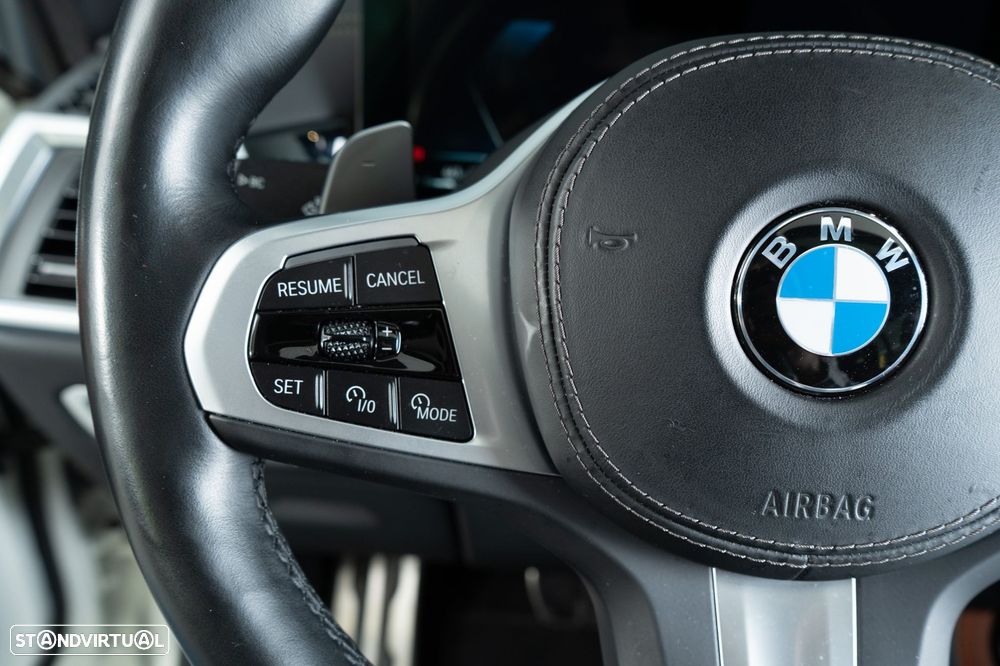 BMW X7 40 d xDrive Pack M Desportivo - 41