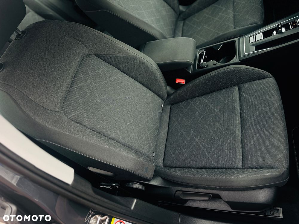 Volkswagen Golf - 20