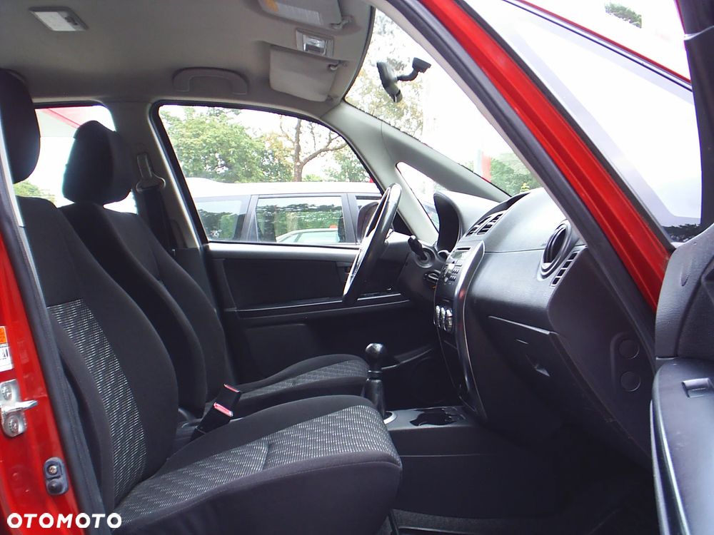 Suzuki SX4 1.6 GLX / Comfort - 10