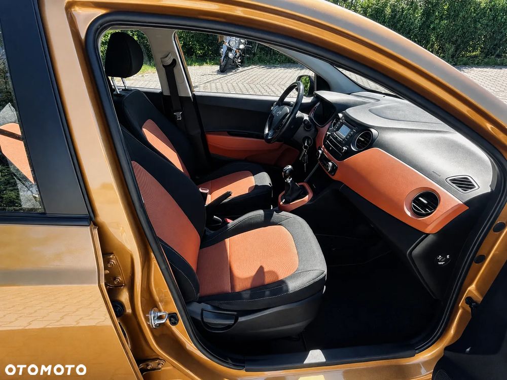Hyundai i10 - 16