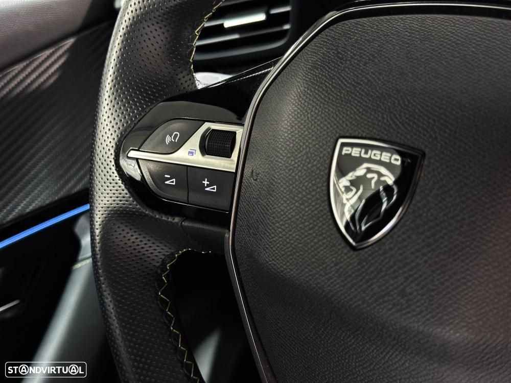 Peugeot e-2008 54 kWh GT - 42