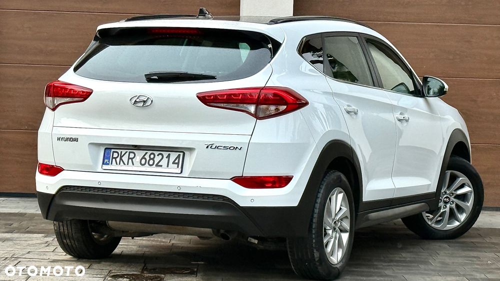 Hyundai Tucson 1.7 CRDI BlueDrive Comfort 2WD - 24