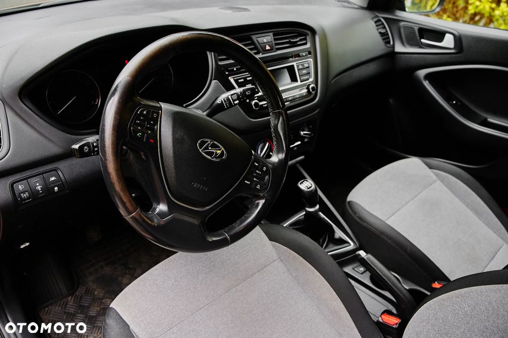 Hyundai i20 1.2 Elegant - 14