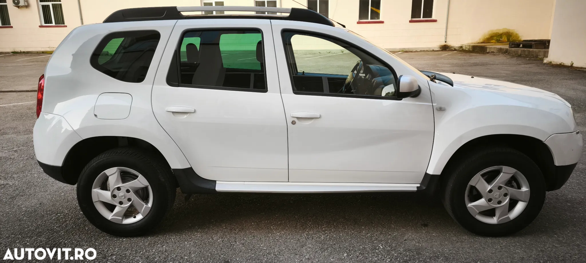 Dacia Duster dCi 110 FAP 4x2 Laureate - 17