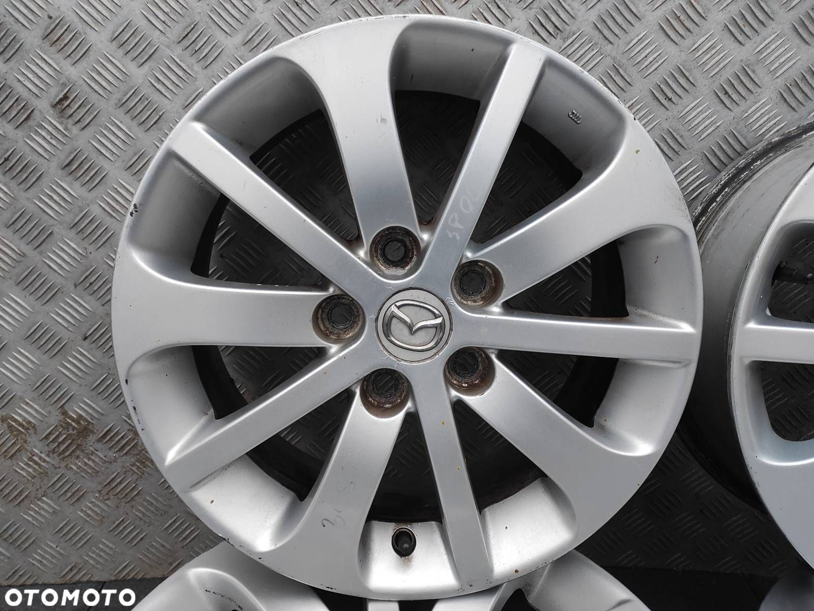 FELGA ALUMINIOWA 4SZT 6,5JX16 ET52,5 5X114,3 FI67,1 MAZDA 5 I - 5