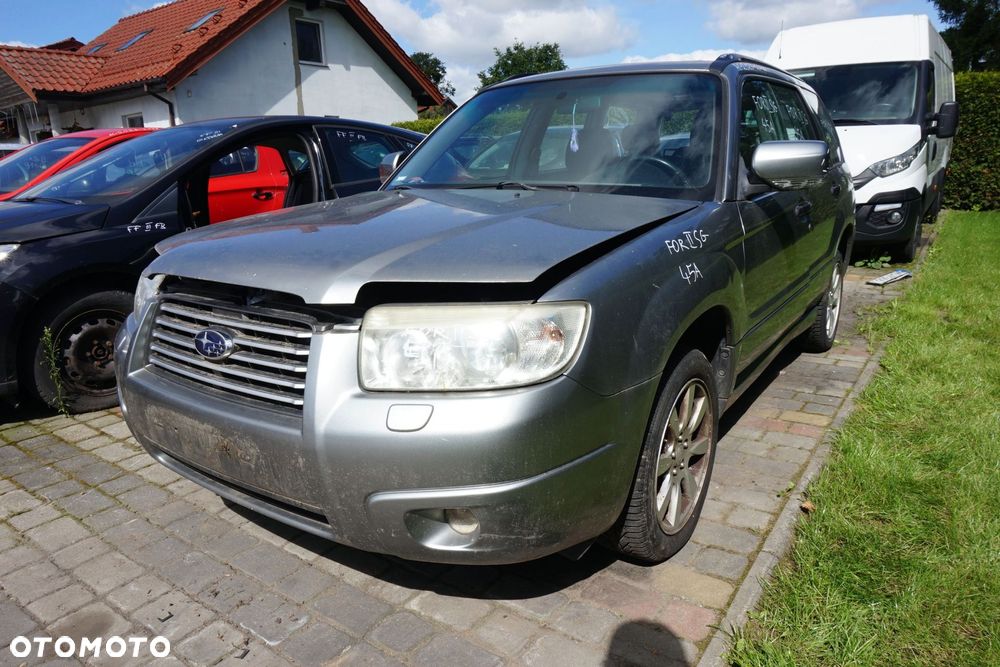 ZWROTNICA PIASTA LEWY PRZÓD FORESTER II SG LIFT 2.0 16V 28313AE030 28052AA000 SUBARU 2006-2008 - 1