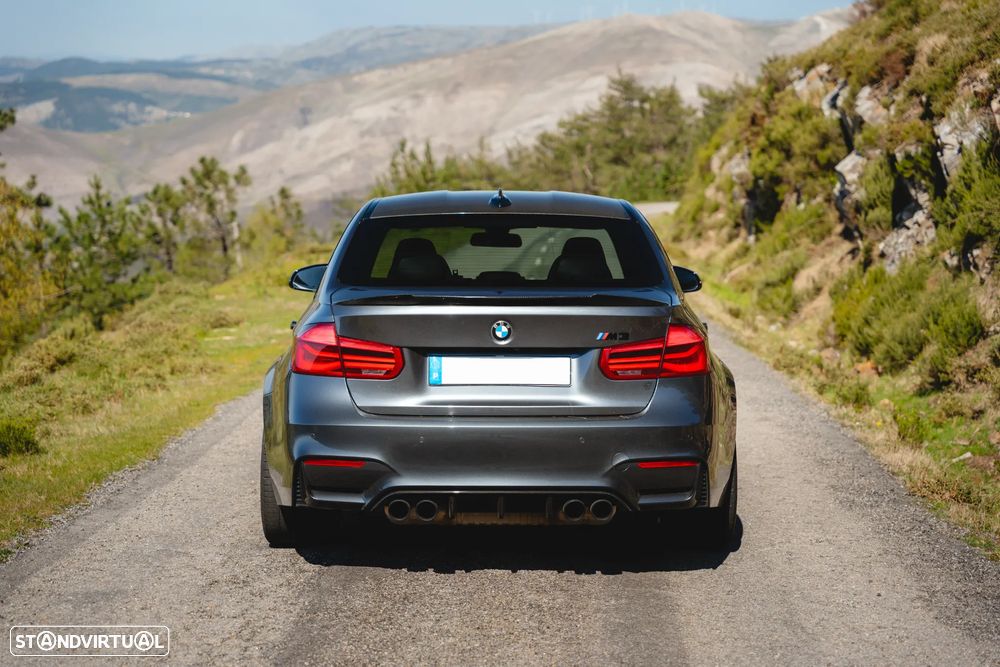 BMW M3 Auto - 4