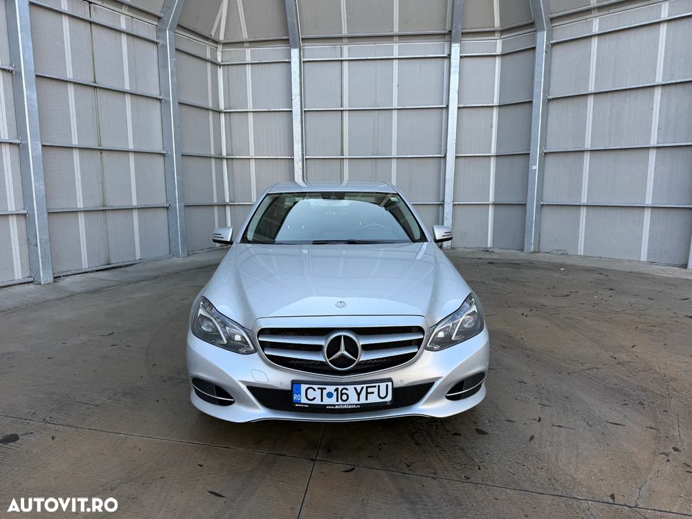 Mercedes-Benz E 250 BlueTEC 4Matic 7G-TRONIC Elegance - 1