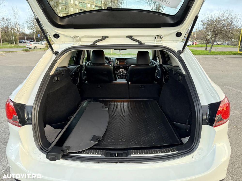 Mazda 6 CD175 Revolution - 12