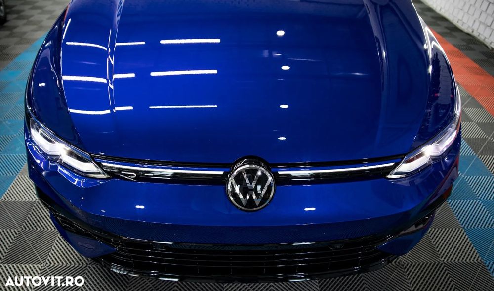 Volkswagen Golf 2.0 TSI DSG 4Motion R - 9