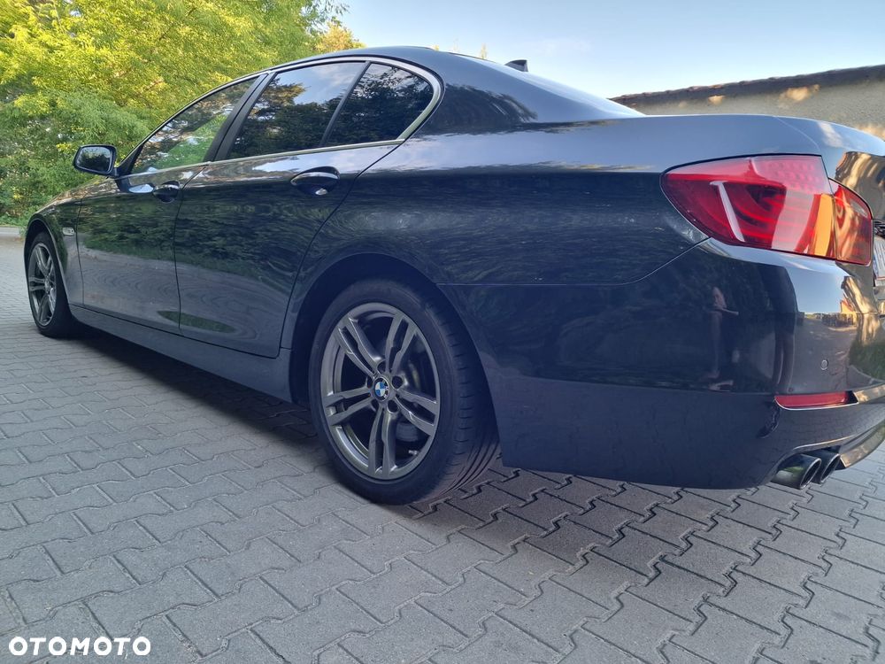 BMW Seria 5 520d Luxury Line - 3