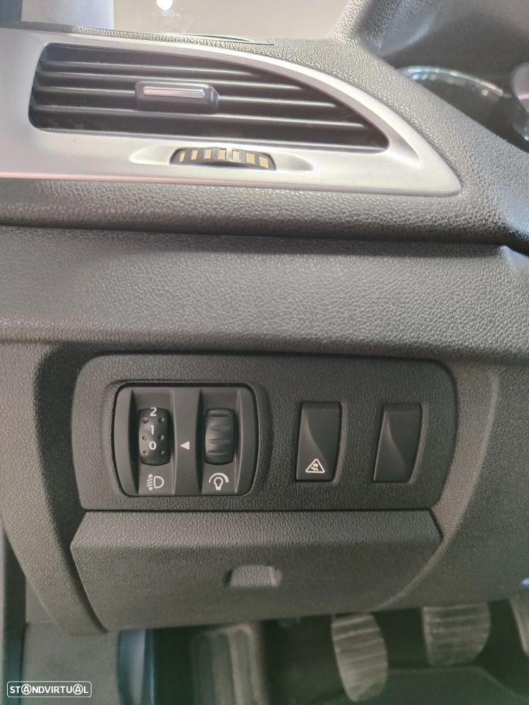 Renault Mégane Sport Tourer 1.5 dCi Dynamique - 23