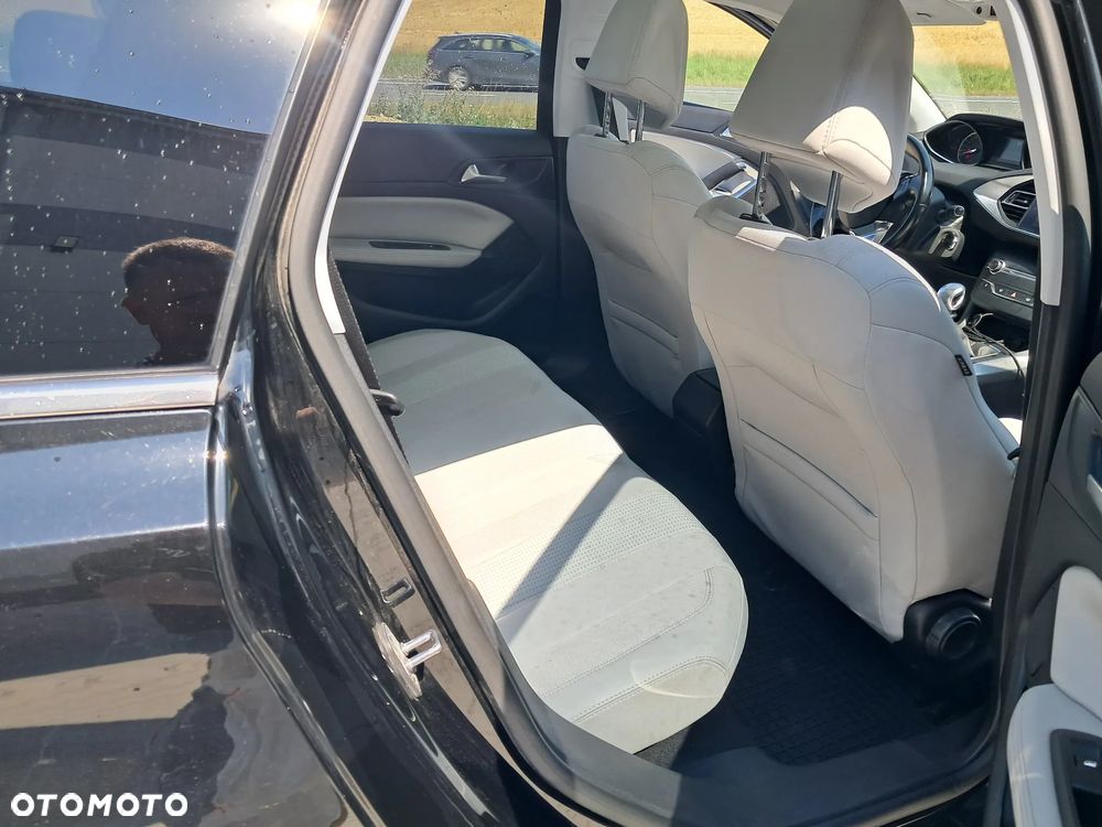Peugeot 308 - 9