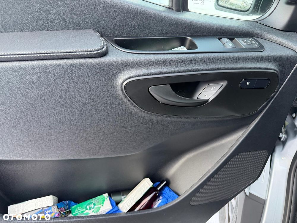 Mercedes-Benz Sprinter - 16