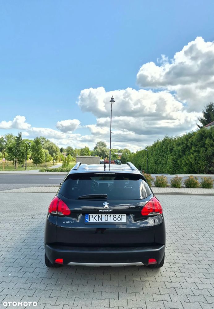Peugeot 2008 - 4