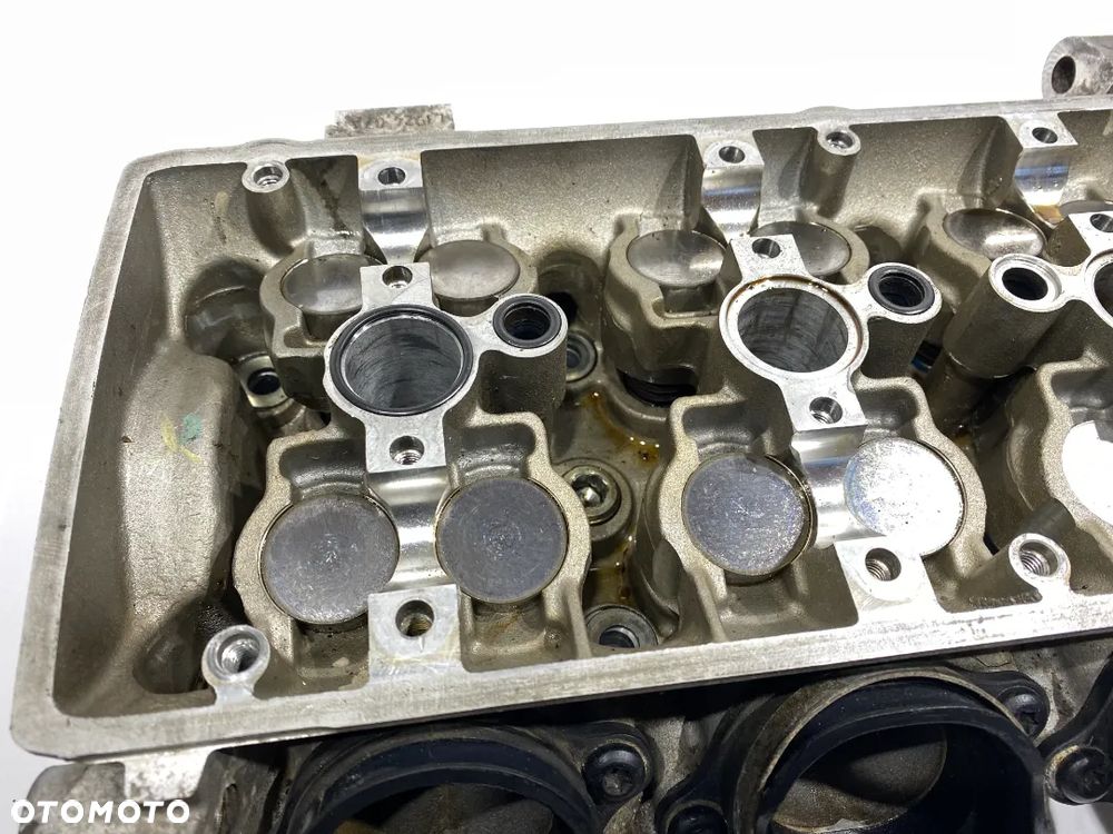 Głowica Triumph Daytona 675 - 3