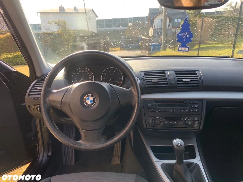 BMW Seria 1 - 12
