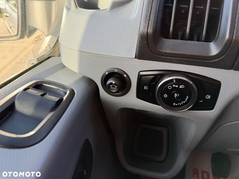 Ford Transit - 16