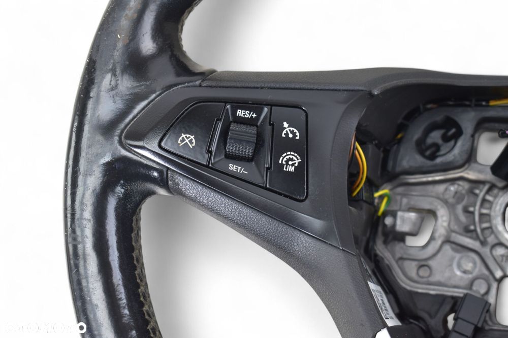 Kierownica Skóra Multi Multifunkcyjna OPEL CORSA E 39035999 - 2