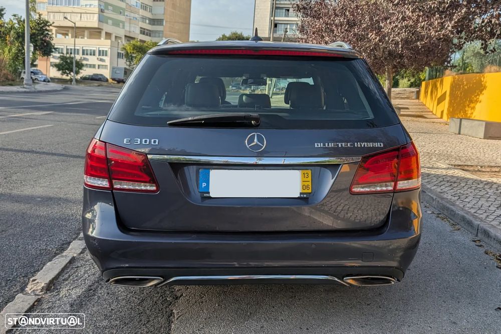 Mercedes-Benz E 300 Bluetec Hybrid Avantgarde - 7