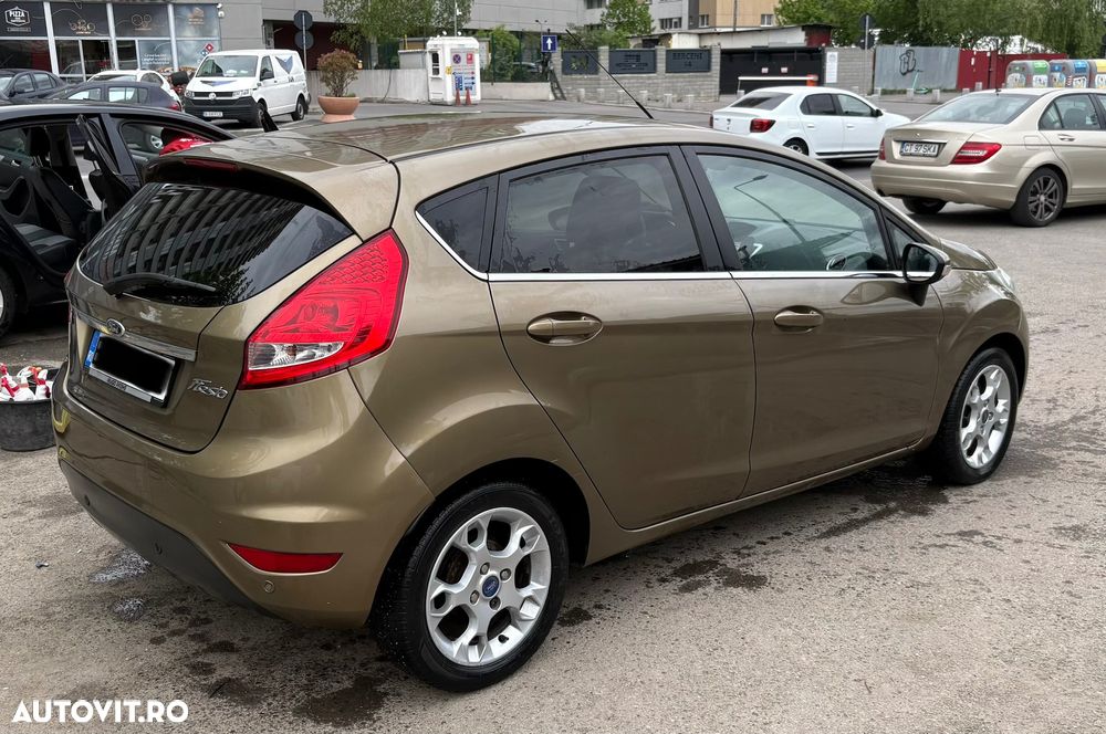 Ford Fiesta 1.4 Autom. Titanium - 7