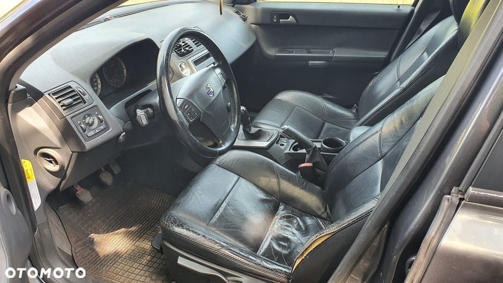 Volvo V50 2.4 - 6