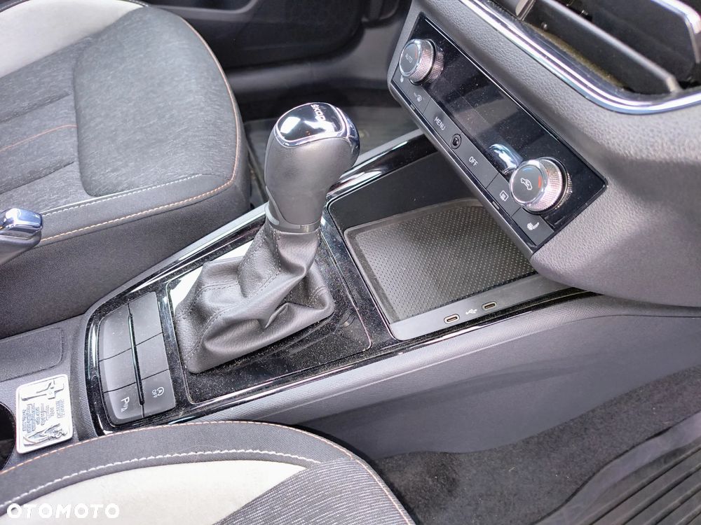 Skoda Scala 1.0 TSI Style DSG - 23