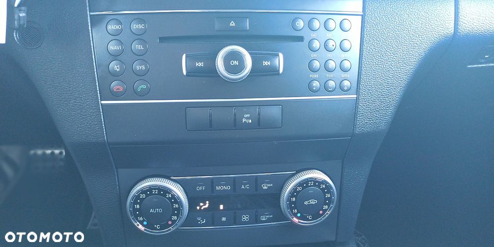 Mercedes-Benz GLK 220 CDI DPF 4Matic BlueEFFICIENCY 7G-TRONIC SPORT EDITION - 16