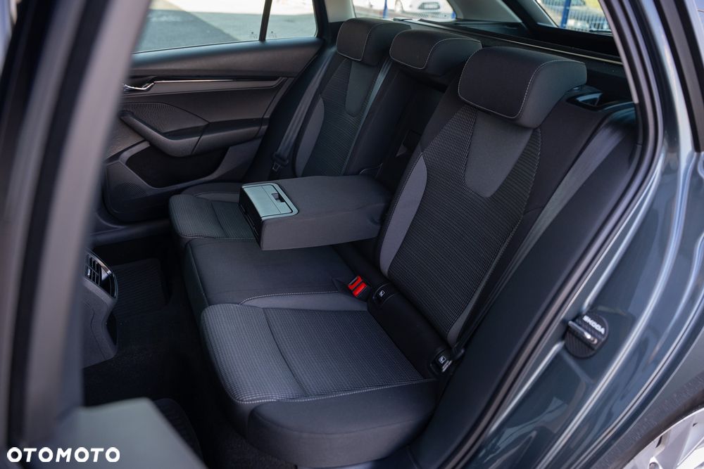 Skoda Octavia 1.5 TSI ACT Style - 34