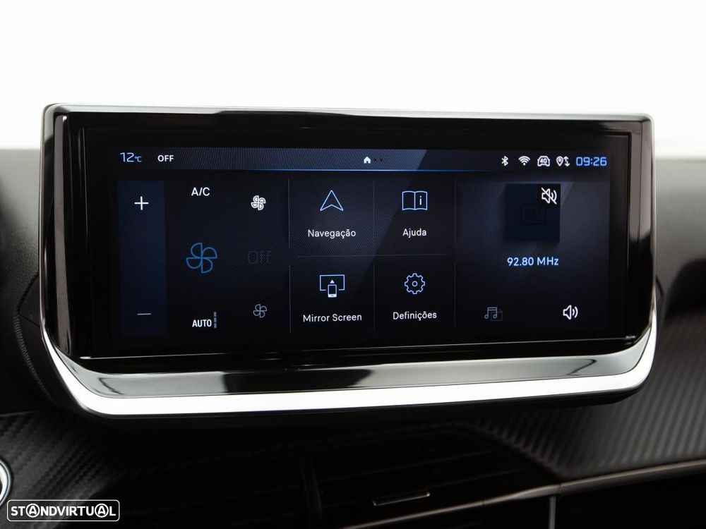 Peugeot 2008 PureTech 130 EAT8 Allure - 22