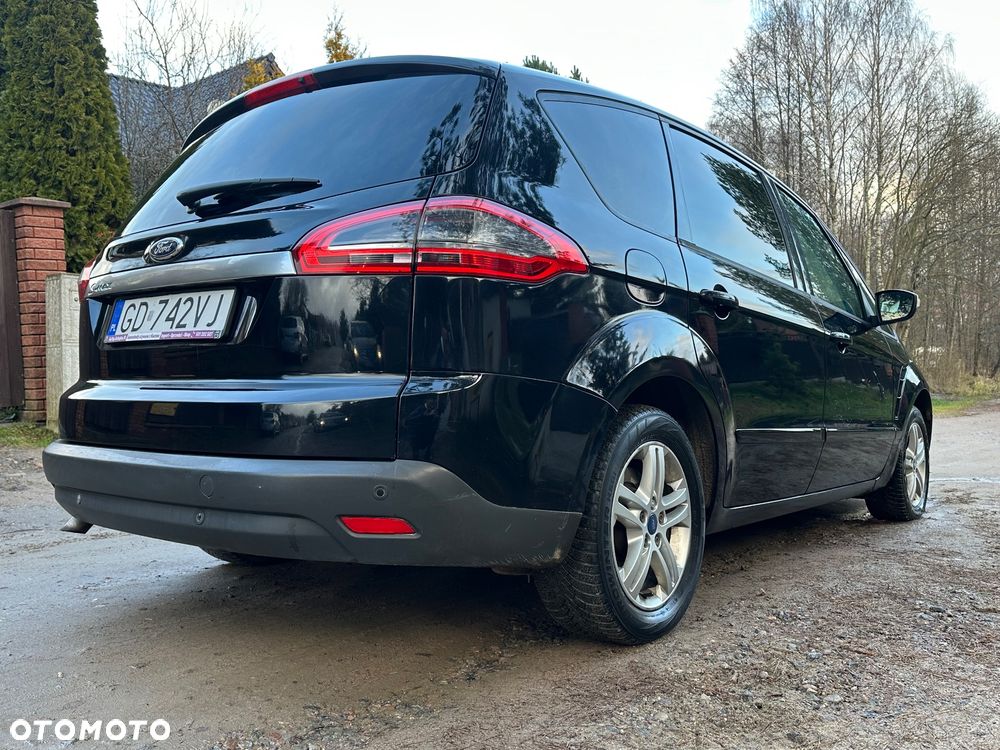 Ford S-Max - 21