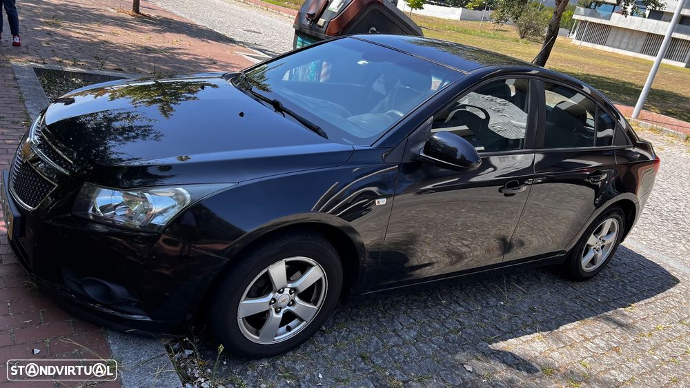 Chevrolet Cruze 1.6 LS - 1