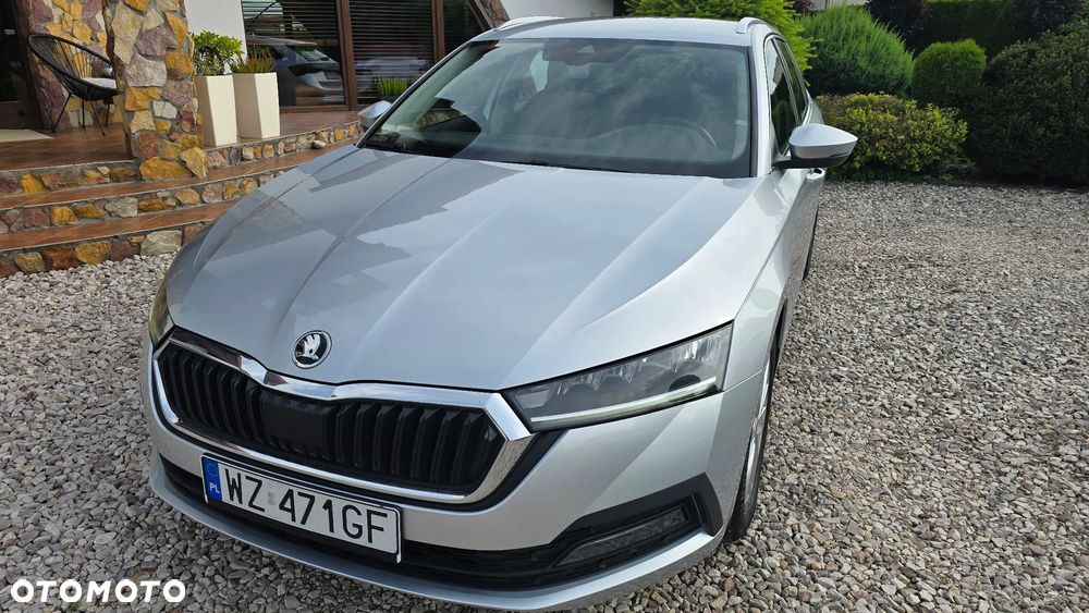 Skoda Octavia 2.0 TDI Ambition DSG - 9