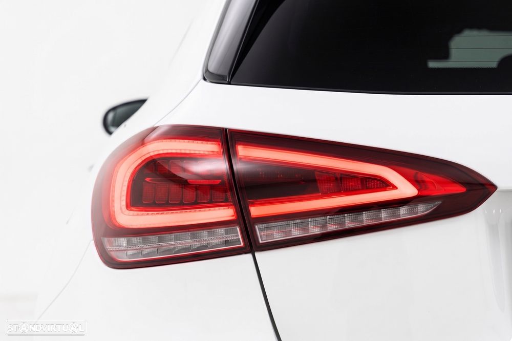 Mercedes-Benz A 180 d 7G-DCT AMG Line - 8
