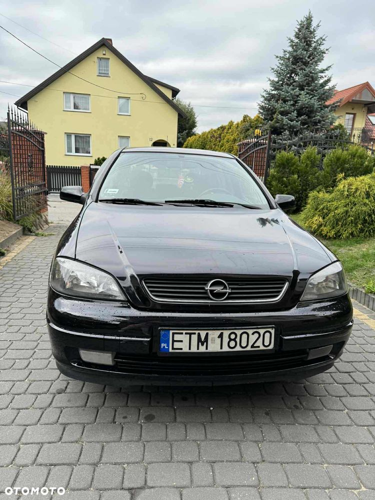 Opel Astra 1.6 - 10