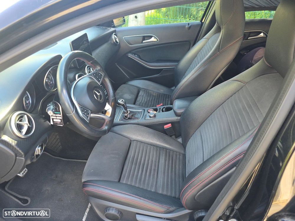 Mercedes-Benz A 180 d AMG Line - 2