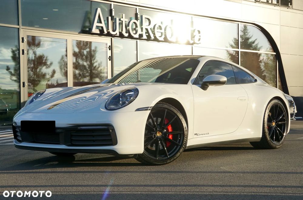 Porsche 911 Carrera 4S - 1