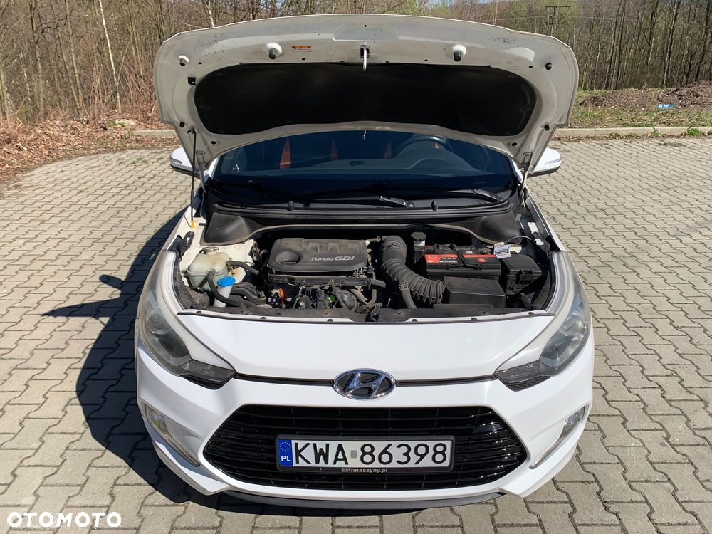 Hyundai i20 - 23
