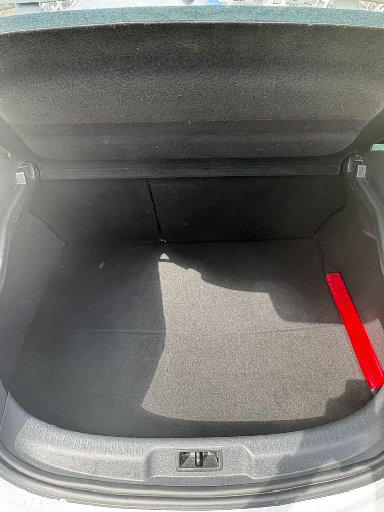 Renault Megane 2.0 dCi Dynamique - 11