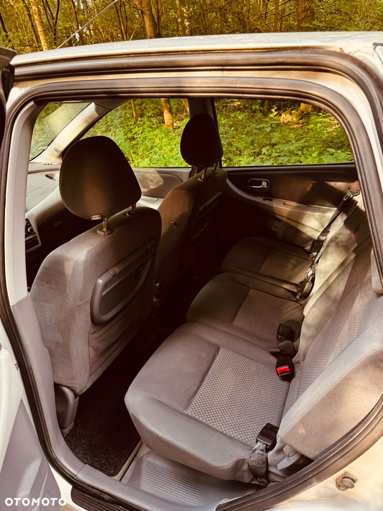 Nissan Almera Tino acenta PLUS - 7