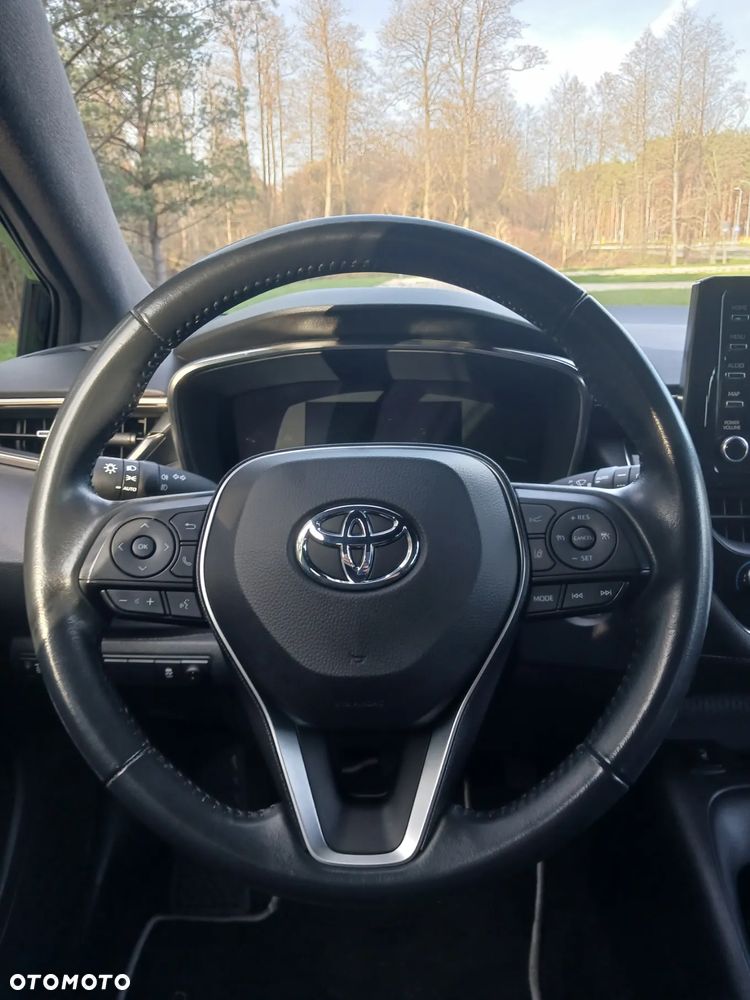 Toyota Corolla 1.8 Hybrid Comfort - 29